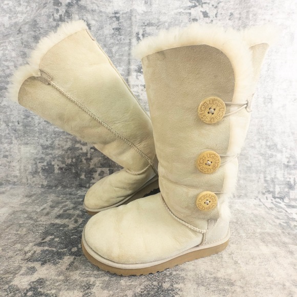 UGG Shoes - UGG Womens Size 7 Bailey Button Triplet Boots Sand Sheepskin Suede 1873 Tall